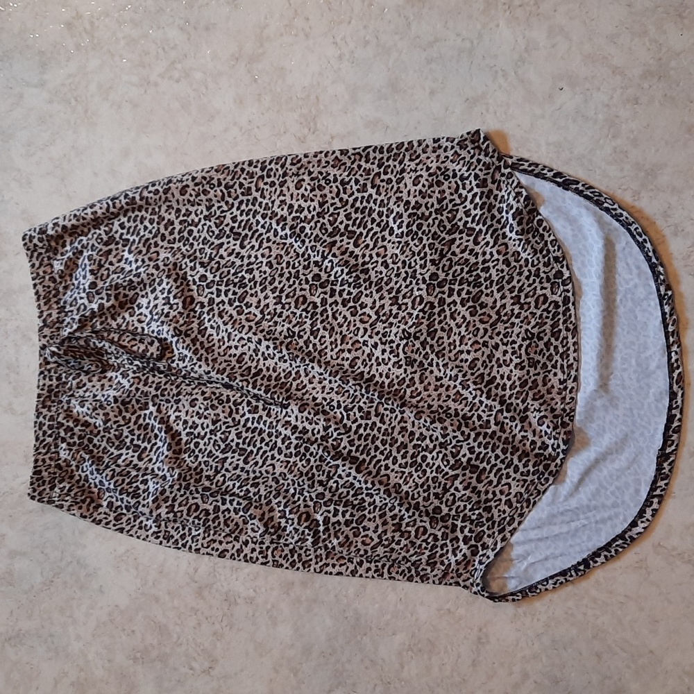 Leopard Print Size Small Hi-Low Skirt NWOT